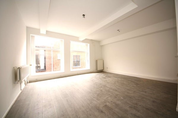 For rent: Flat Vrouwensteeg 2 A in Leiden