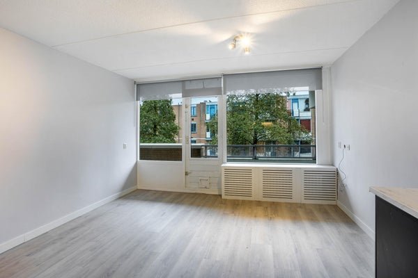 For rent: Studio Schaarsbergenstraat 54 in Amsterdam