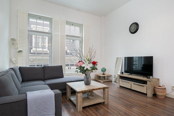 For rent: Flat Gravenstraat in Amsterdam