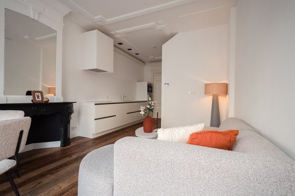 For rent: Flat Oudezijds Achterburgwal in Amsterdam