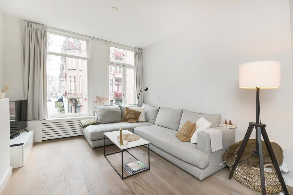 For rent: Flat Rustenburgerstraat 320 1 in Amsterdam
