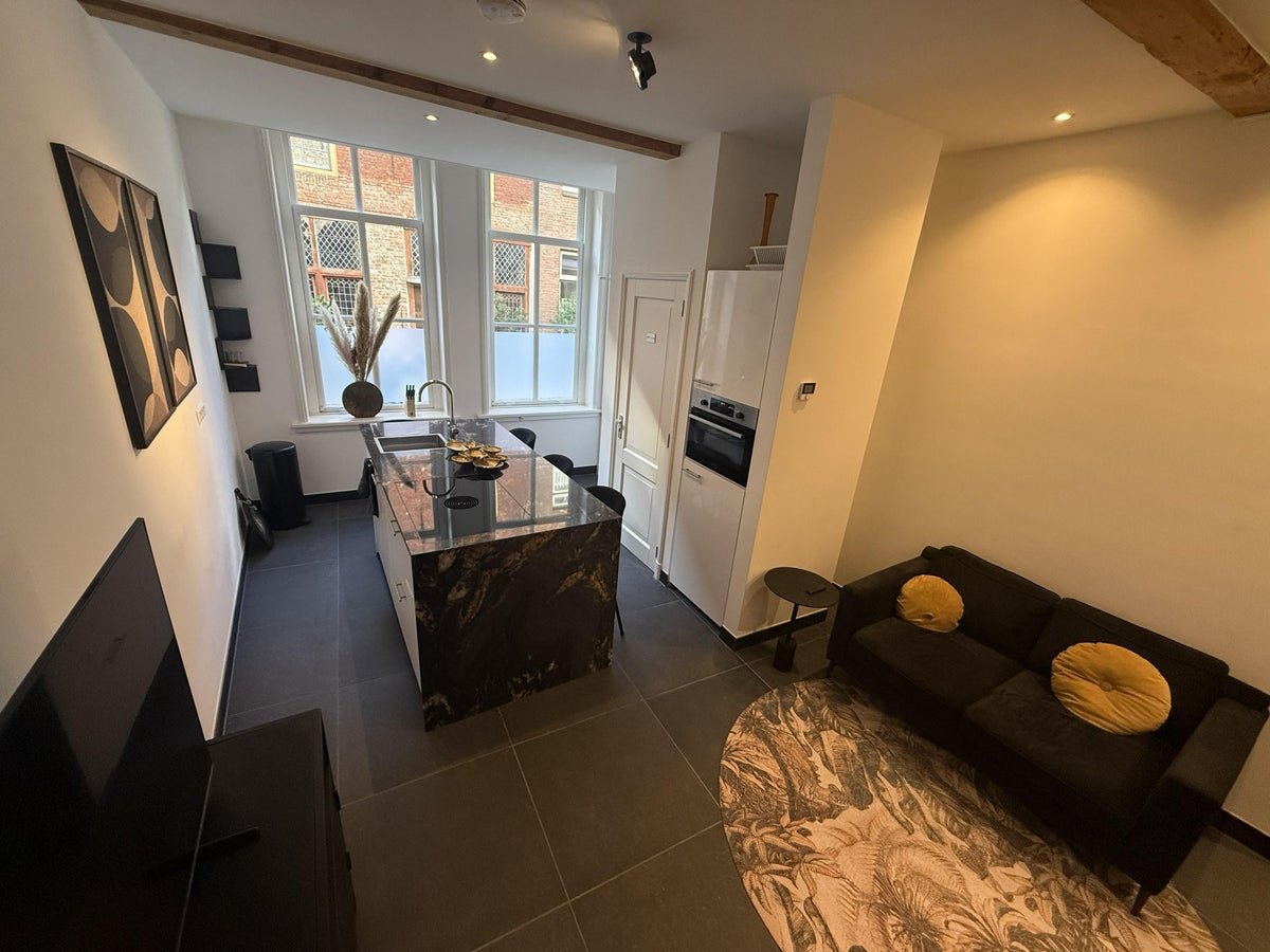 For rent: Flat Beschuitsteeg in Leiden