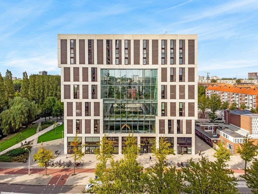 For rent: Flat Postjesweg 242 in Amsterdam