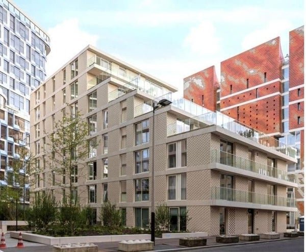 For rent: Studio Rosy Wertheimstraat 15 in Amsterdam