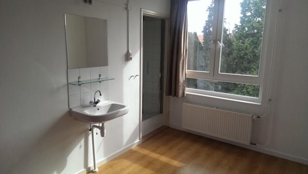 For rent: Room Pasquelaan in Prinsenbeek