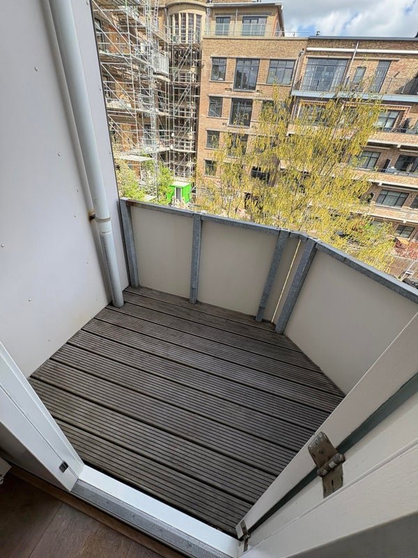For rent: Flat Willemstraat 93 B in Den Haag
