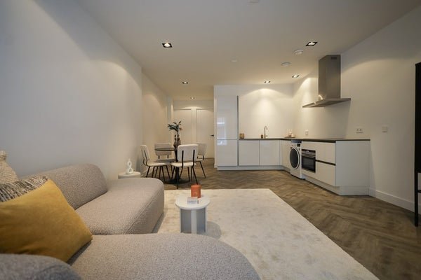 For rent: Flat Derde Schinkelstraat in Amsterdam