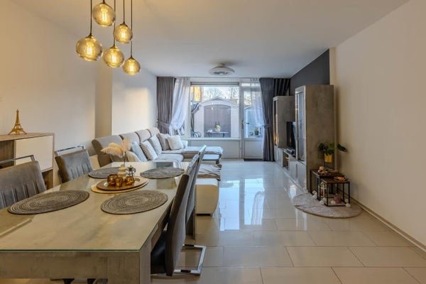 For rent: House Sagiusstraat 54 in Pernis Rotterdam