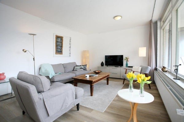 For rent: Flat Burgemeester Patijnlaan in Den Haag