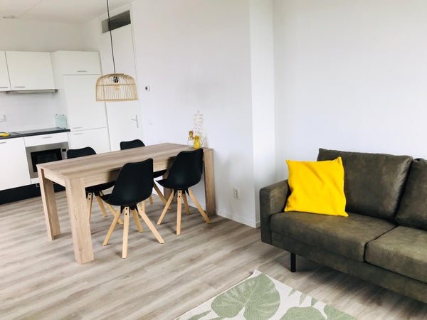 For rent: Flat Brede Hilledijk 168 D in Rotterdam