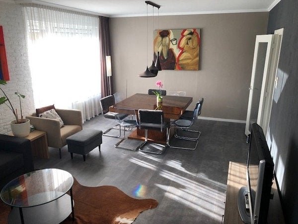 For rent: Flat Burgemeester Hazenberglaan in Rotterdam