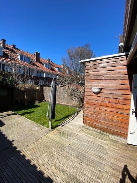 For rent: Flat Paets van Troostwijkstraat in Den Haag