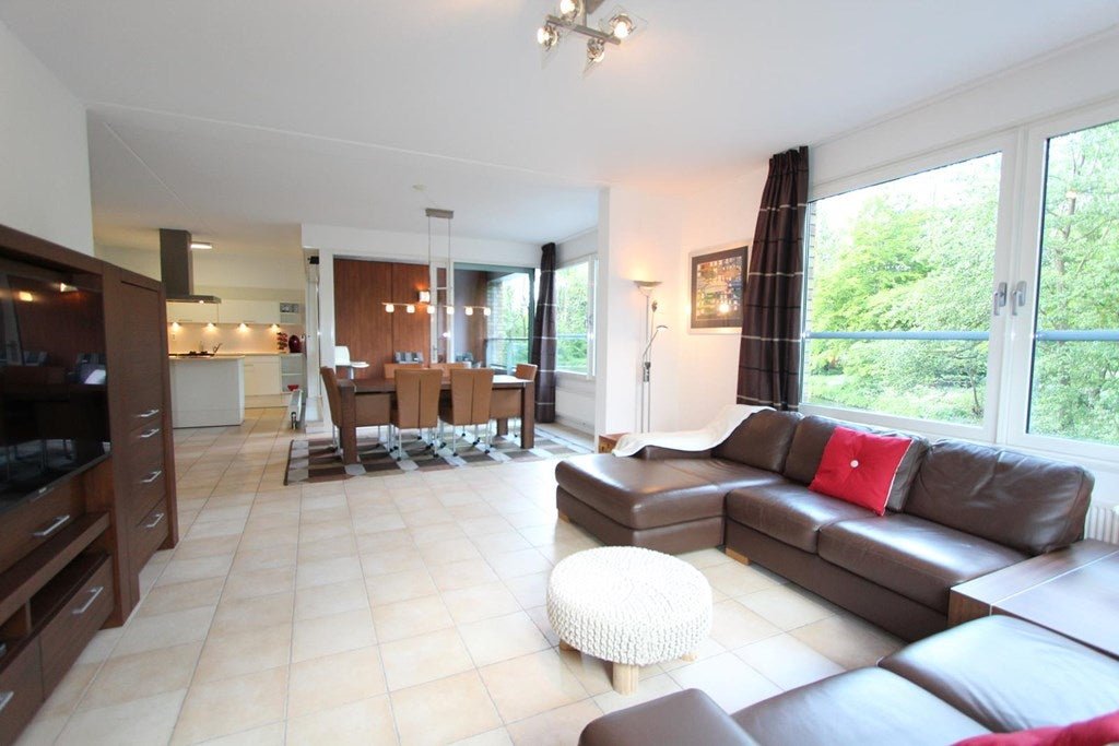 For rent: Flat Laan van de Helende Meesters in Amstelveen