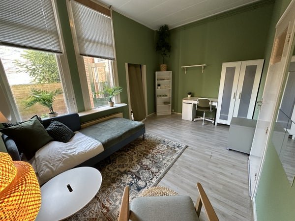 For rent: Studio Waterloostraat in Rotterdam