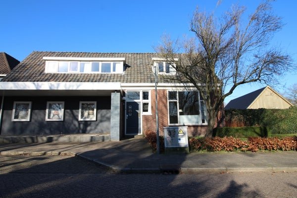 For rent: House Douwelaan in Oentsjerk