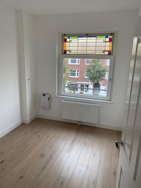 For rent: Flat Goeverneurlaan in Den Haag