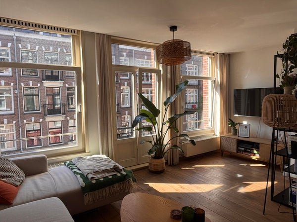 For rent: Flat Brederodestraat in Amsterdam
