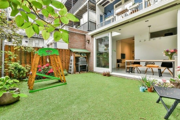 For rent: Flat Brederodestraat in Amsterdam