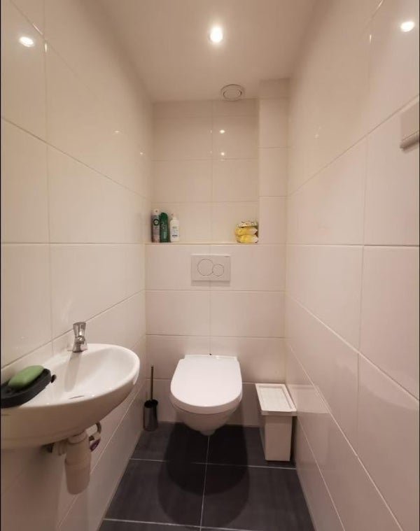 For rent: Studio Schiedamse Vest in Rotterdam