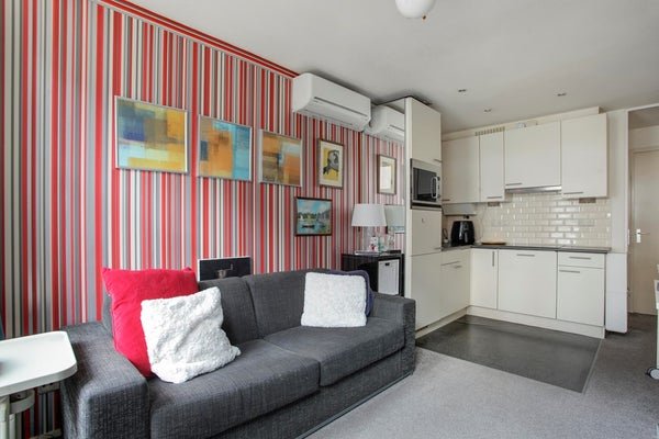 For rent: Flat Saenredamstraat in Amsterdam