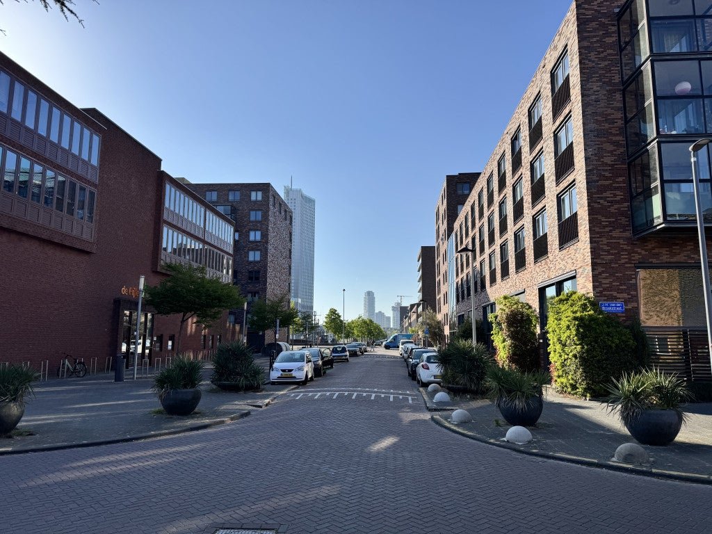 For rent: Flat W.G. Witteveenplein in Rotterdam
