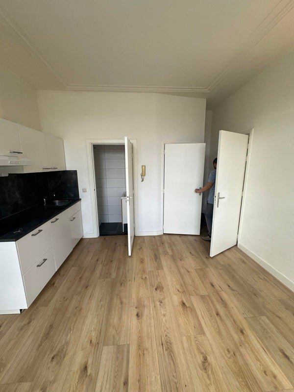 For rent: Studio Valkenboslaan in Den Haag