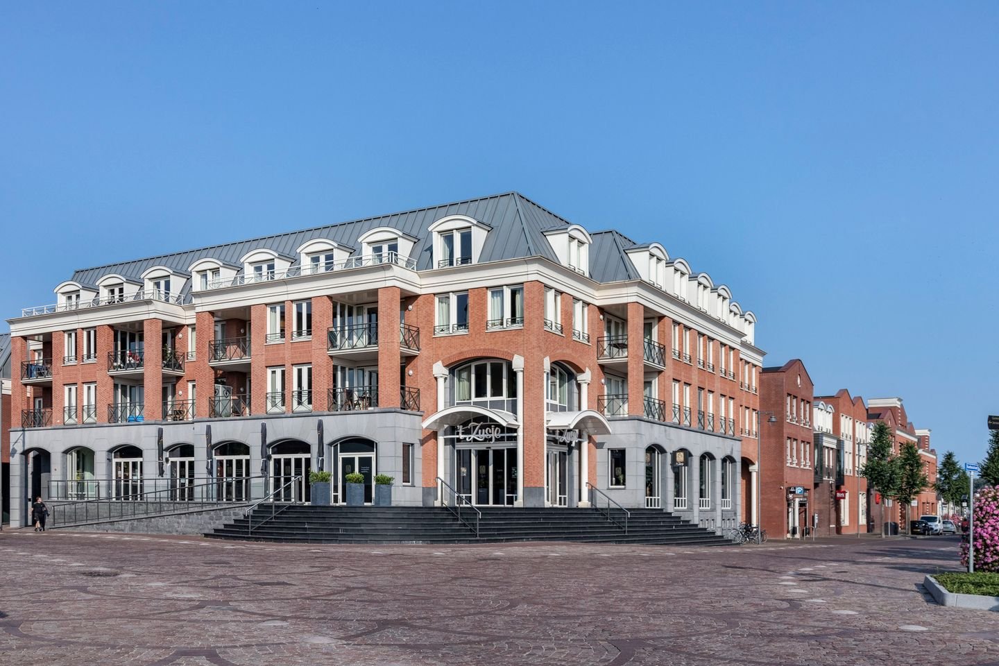 Raadhuisstraat 43