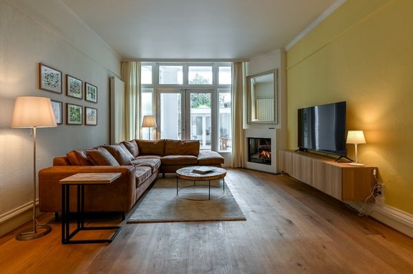 For rent: Flat Anthonie van Dijckstraat in Amsterdam