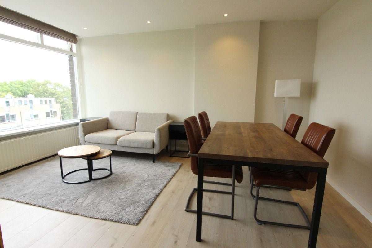 For rent: Flat Admiraal de Ruyterweg in Rotterdam