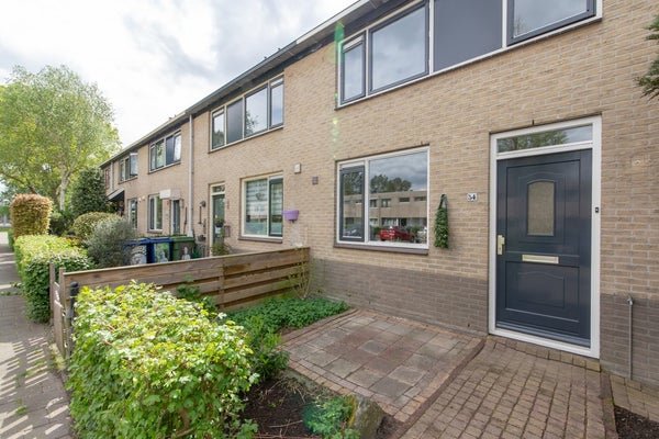 For rent: House Zonnebloemweg in Almere