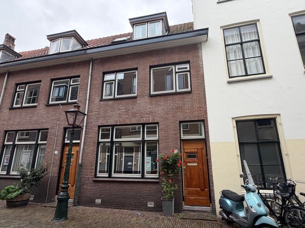 For rent: House Beschuitsteeg in Leiden