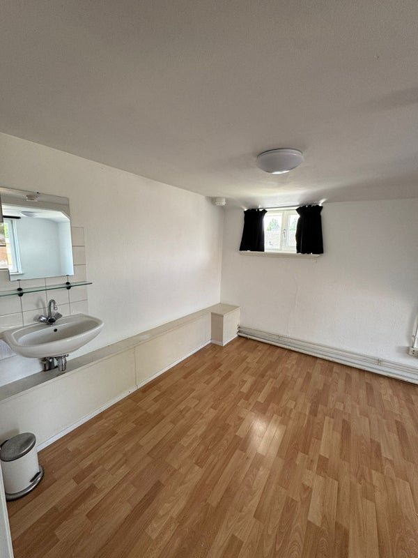 For rent: Room Benzenraderweg in Heerlen