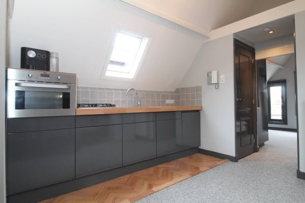 For rent: Flat Laan van Meerdervoort in Den Haag