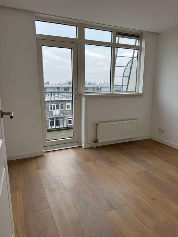For rent: Flat Piketkade in Rotterdam