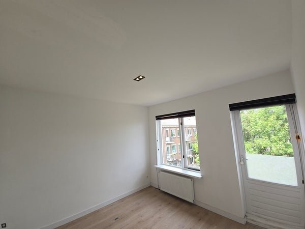 For rent: Flat Kruizemuntstraat 39 C in Rotterdam