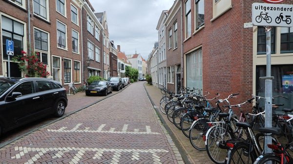 For rent: Room Langebrug 8 in Leiden