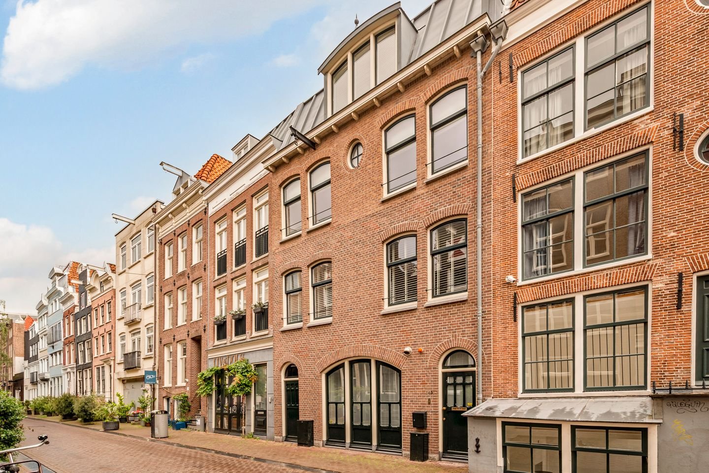 Lange Leidsedwarsstraat 149
