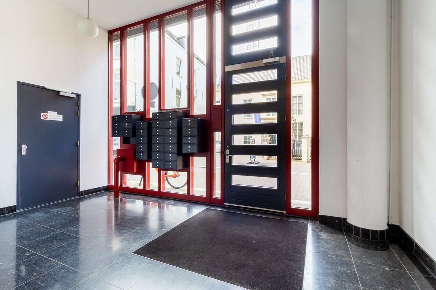 Nobelstraat 8-A