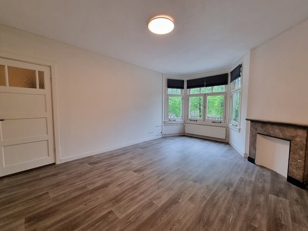 For rent: Flat Churchill-laan in Amsterdam