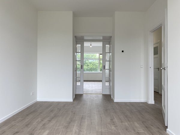 For rent: Flat Soestdijksekade in Den Haag