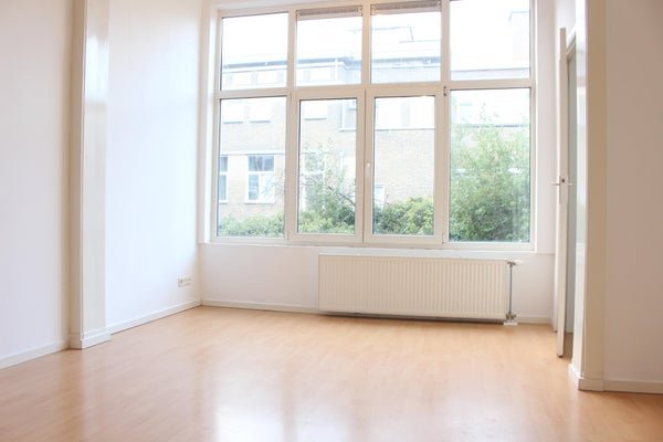 For rent: Flat Laan van Meerdervoort in Den Haag