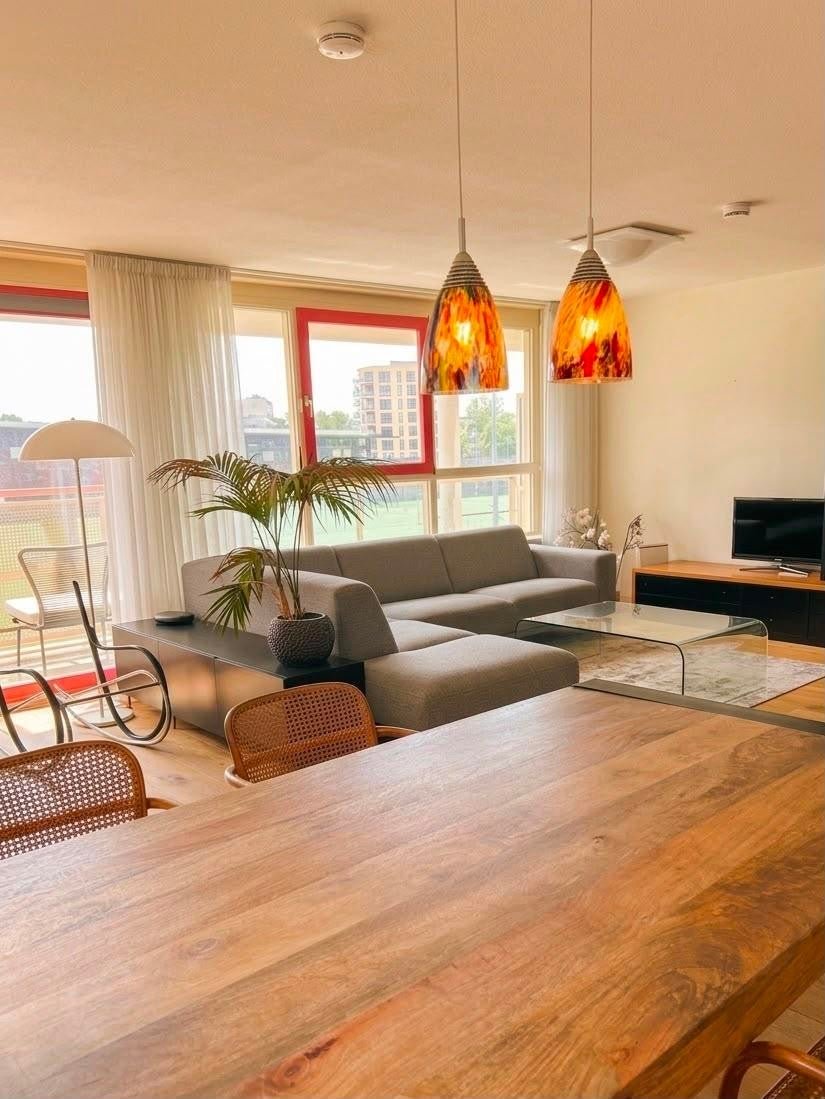 For rent: Flat Donker Curtiusstraat in Den Haag
