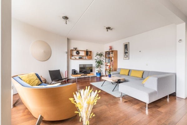 For rent: Flat Meerhuizenplein in Amsterdam