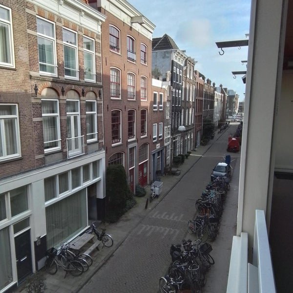 For rent: Flat Rapenburg 28 D in Amsterdam