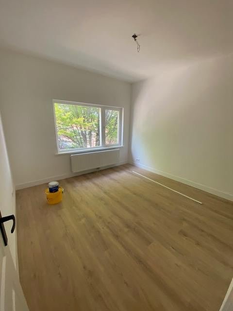 For rent: Flat Goeverneurlaan in Den Haag