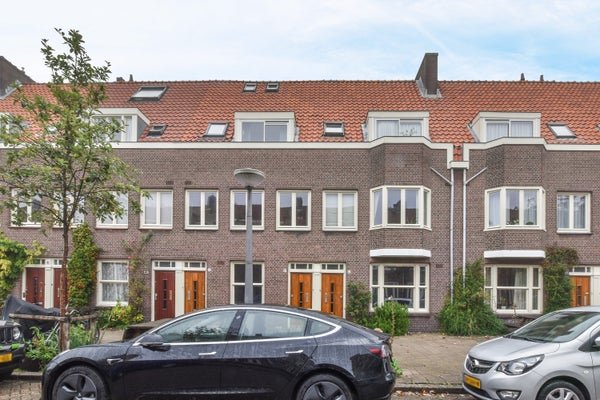 For rent: House Mr. P.N. Arntzeniusweg 47 H in Amsterdam