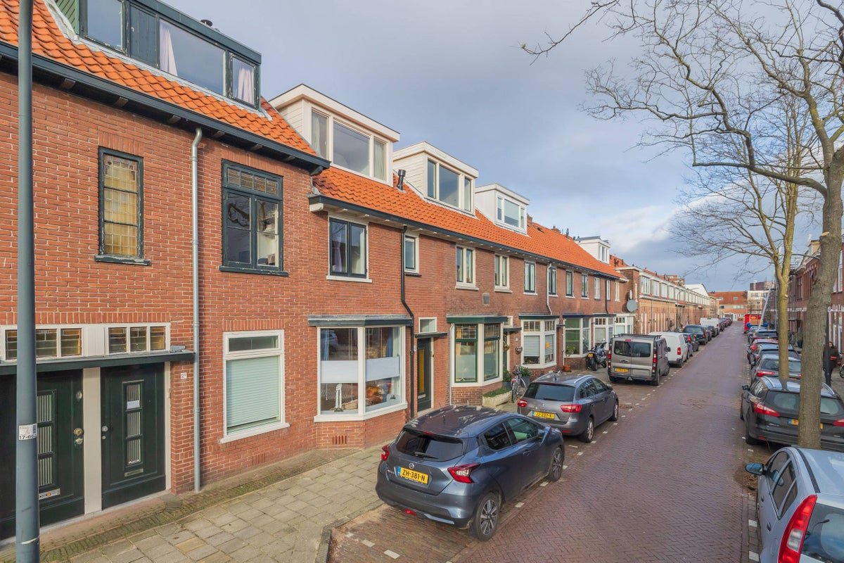 For rent: House Busken Huëtstraat 50 in Haarlem
