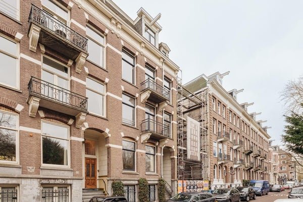 For rent: Flat Vossiusstraat 44 H in Amsterdam