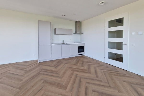 For rent: Flat Randveen 602 in Den Haag