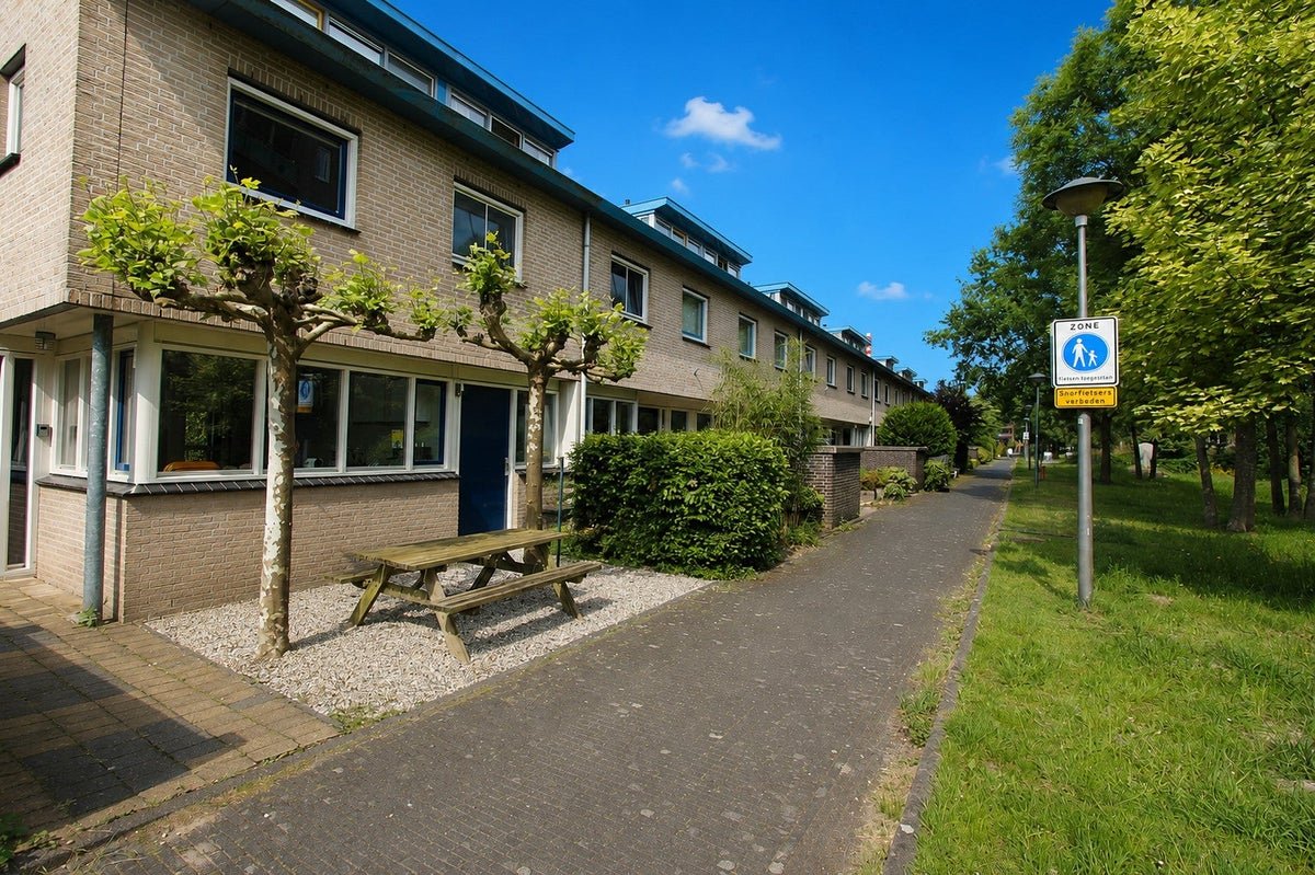 For rent: House Bernabeuhof in Amsterdam